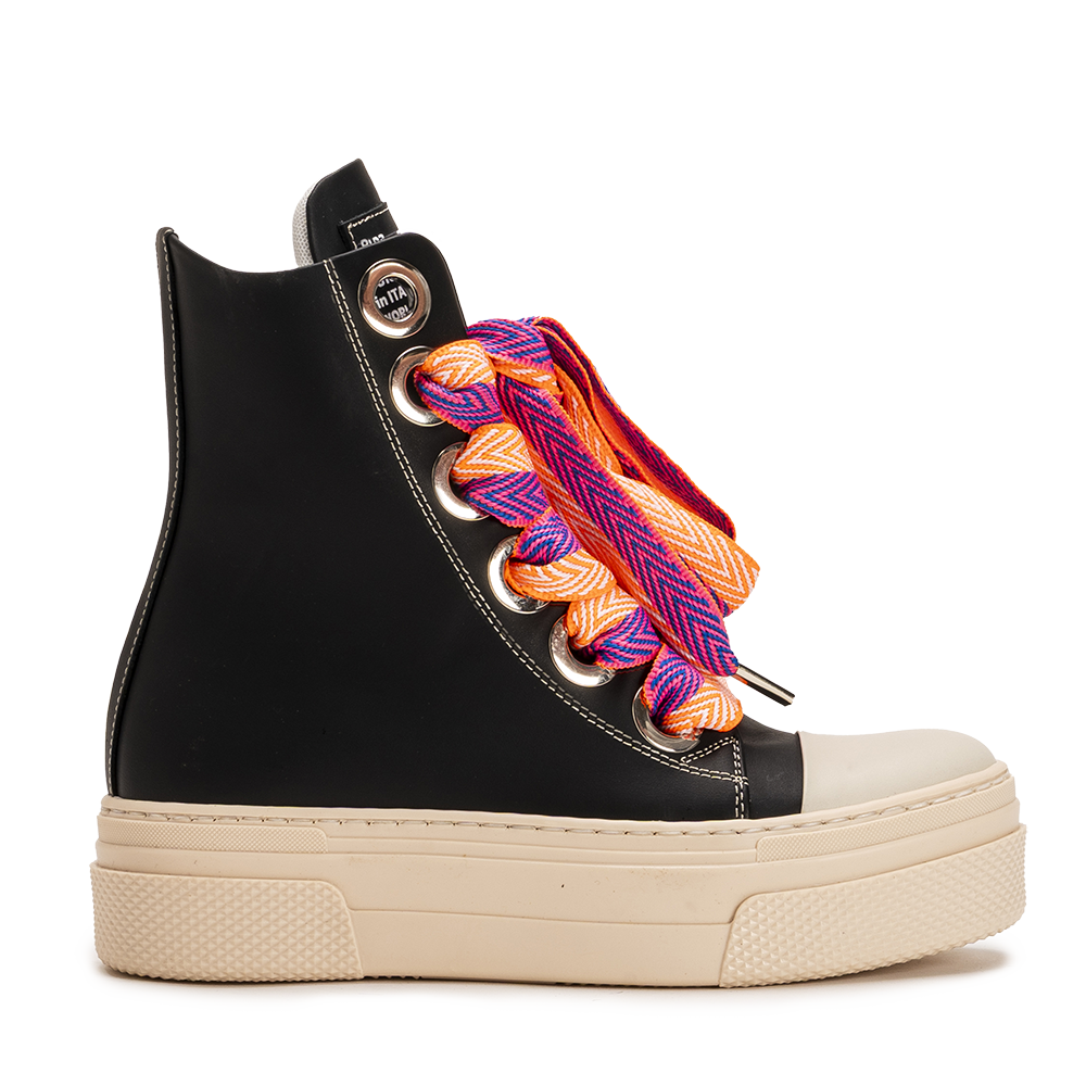 CALIPSO 300 – Cordones negros naranja fluorescente