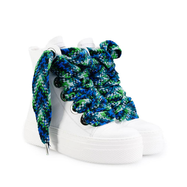 Calipso 300 v.3. Sneaker blanca cordones azules